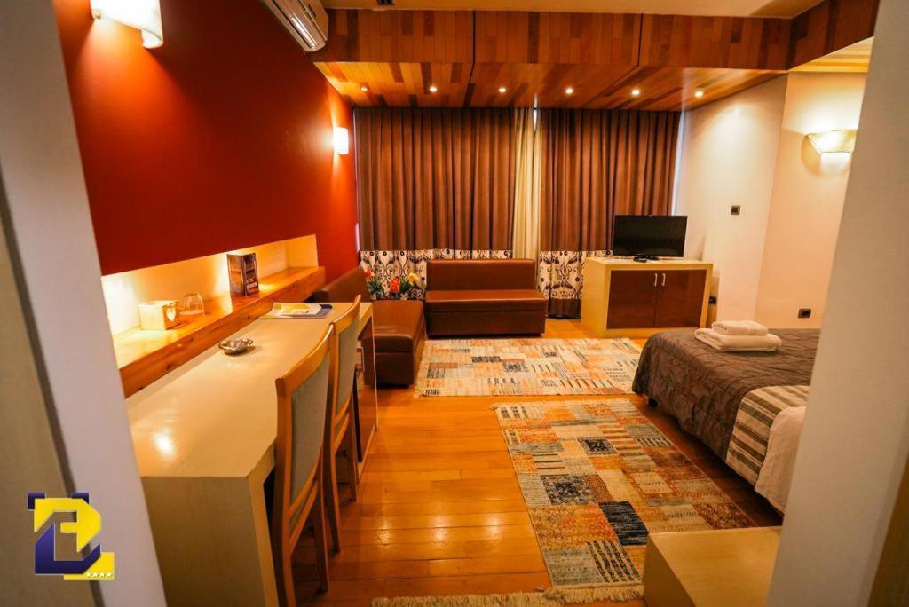 Hotel Bermon Tiranë Eksteriør bilde