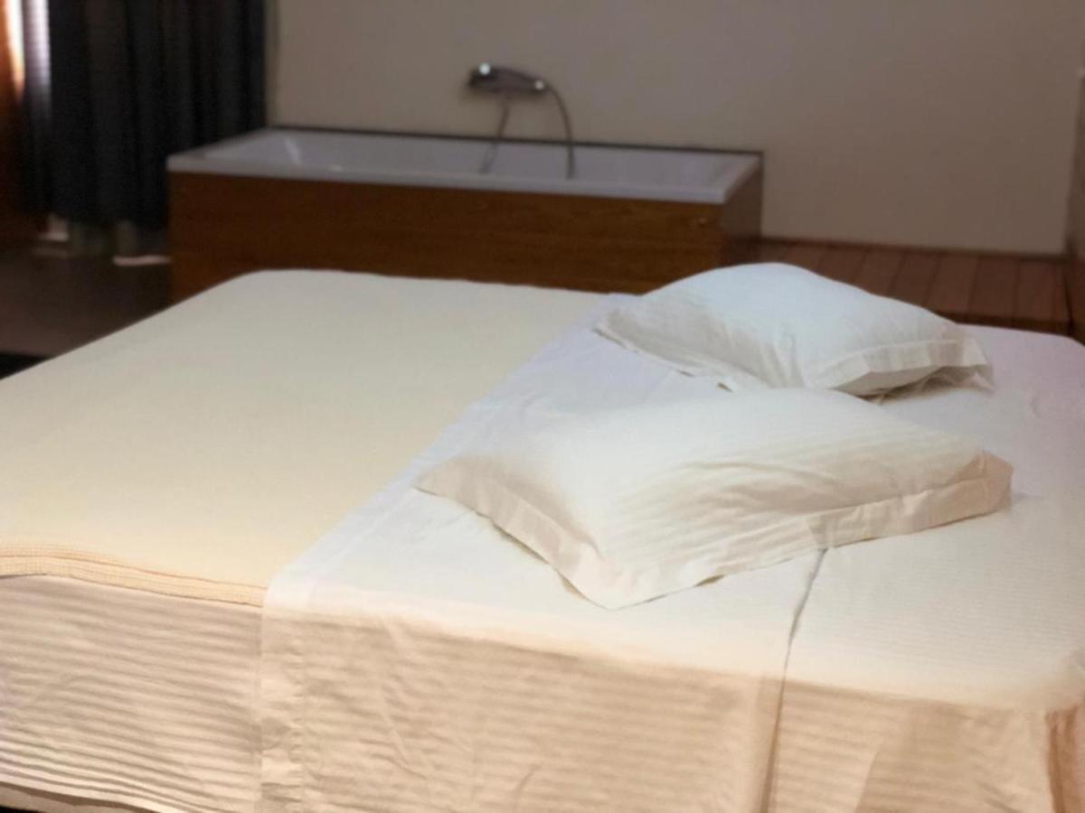 Hotel Bermon Tiranë Eksteriør bilde